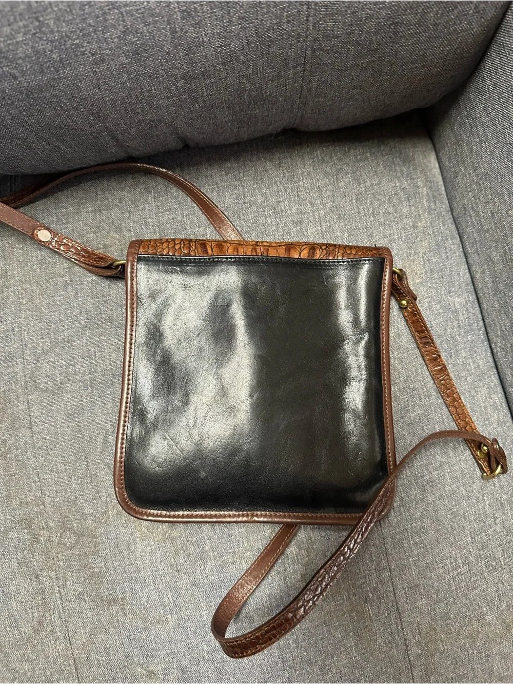 Brahmin Melbourne Croc Pecan & Black Crossbody Bag